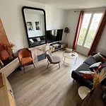 Nice Flat Paris 16 Near To Eiffel Tower