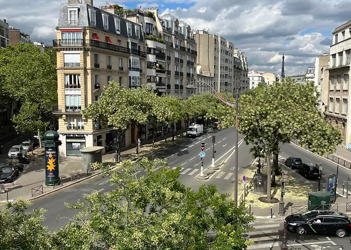 Nice Flat Paris 16 Near To Eiffel Tower